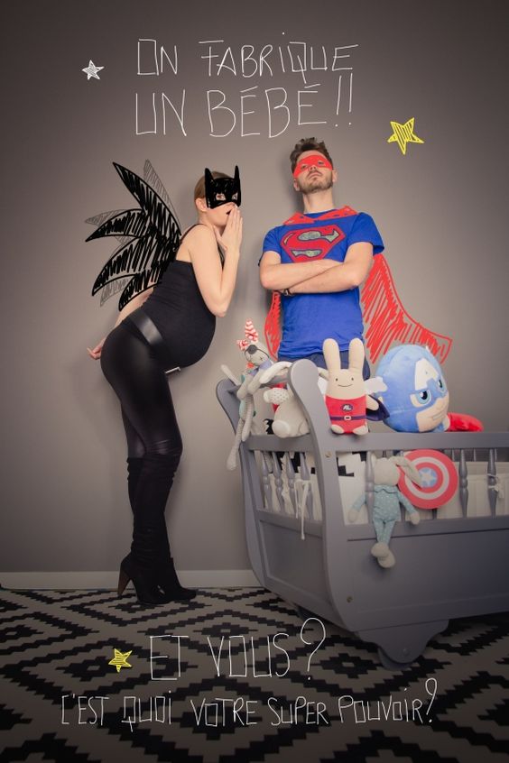 Annoncer sa grossesse sur facebook avec super heros